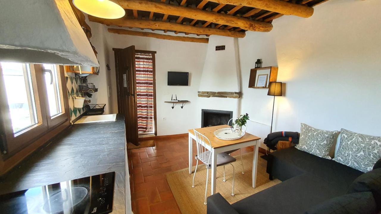 La Placeta Guesthouse Portugos Exterior photo