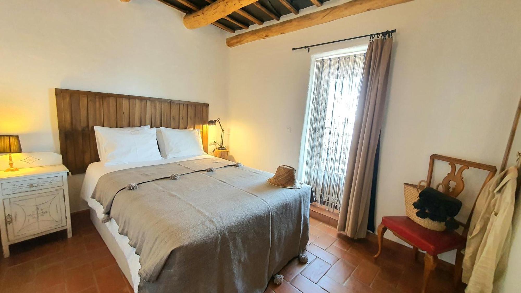 La Placeta Guesthouse Portugos Room photo